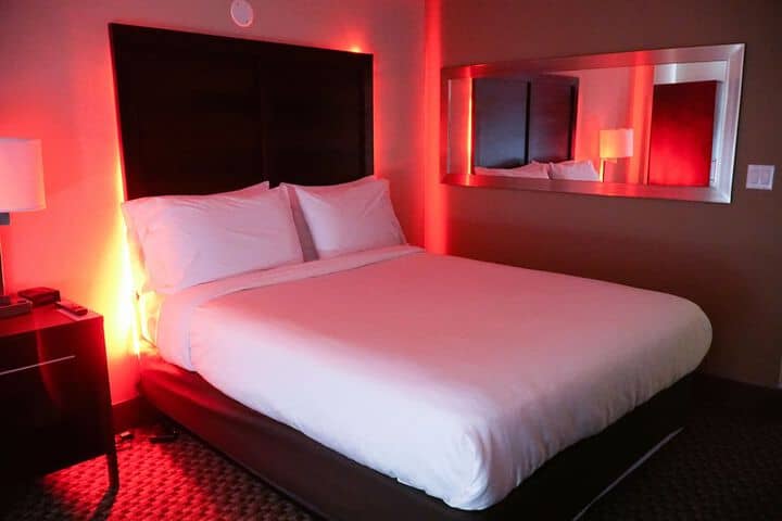 Room 13 of 43